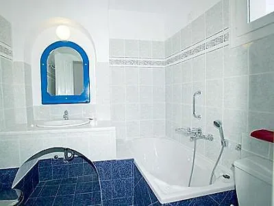 Hotell Dioskouri Art 3*