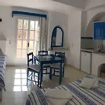ديوسكوري آرت فندق 3*