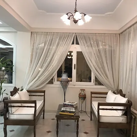 Dioskouri Art Otel Kamári