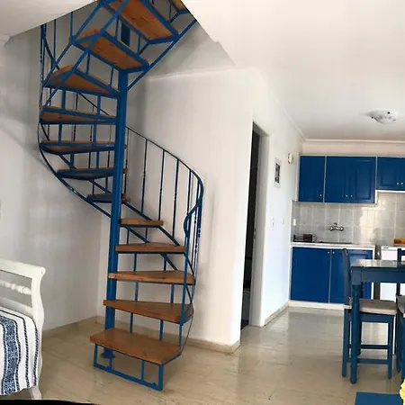 Otel Dioskouri Art Kamári